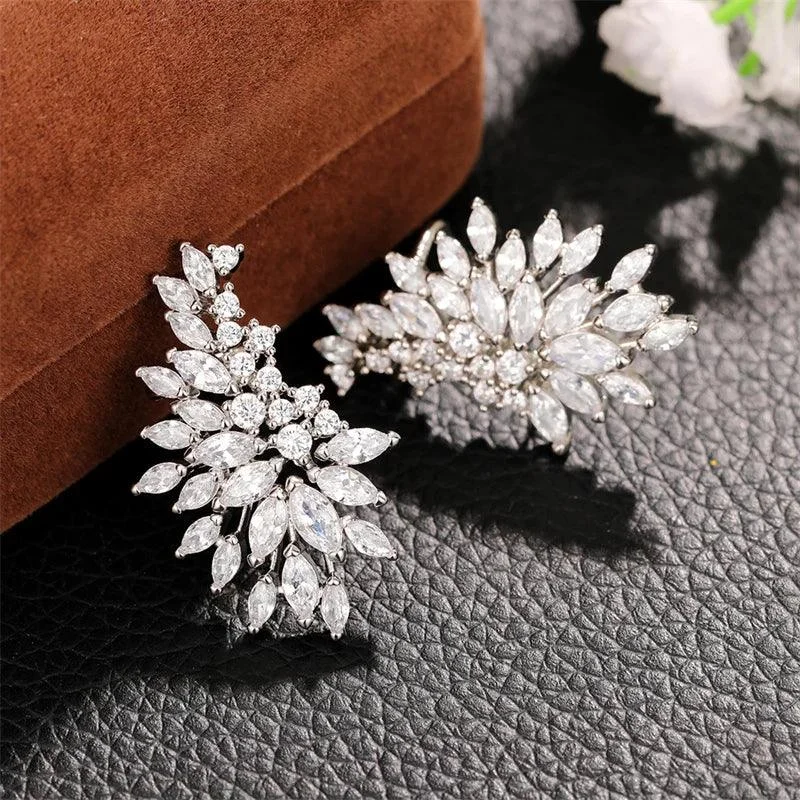 Lorna CZ Crystal Leaves Stud Earrings - Glova