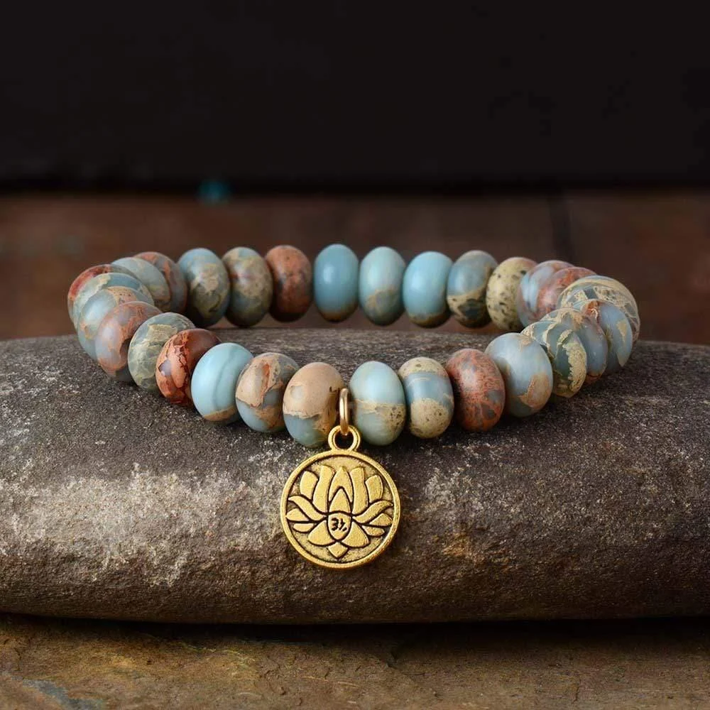 Lotus Charm Bracelet - Glova