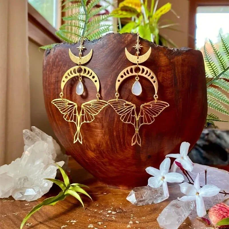 Luna Moth Earrings - Glova