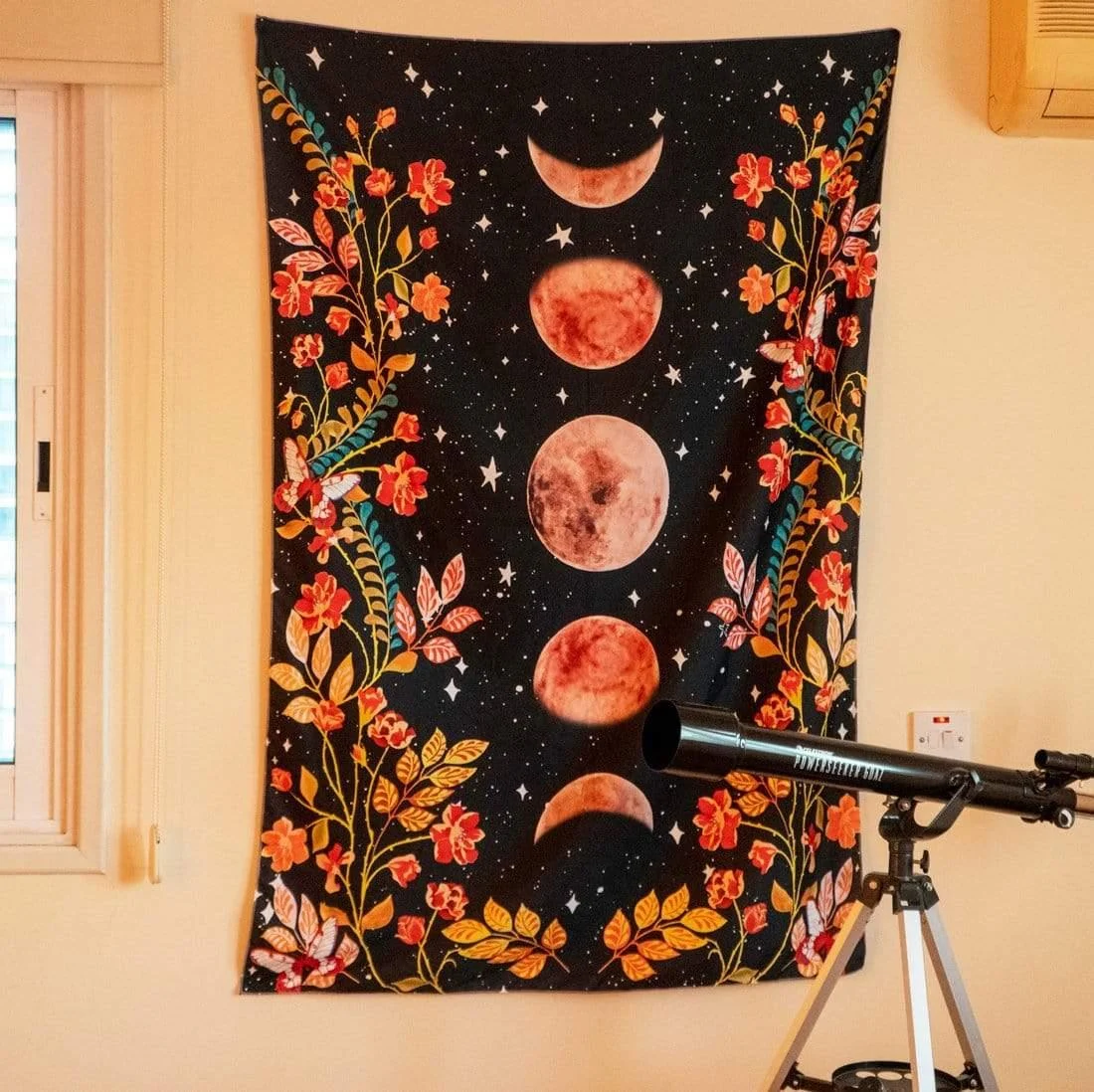 Lunar Phases Tapestry - Glova