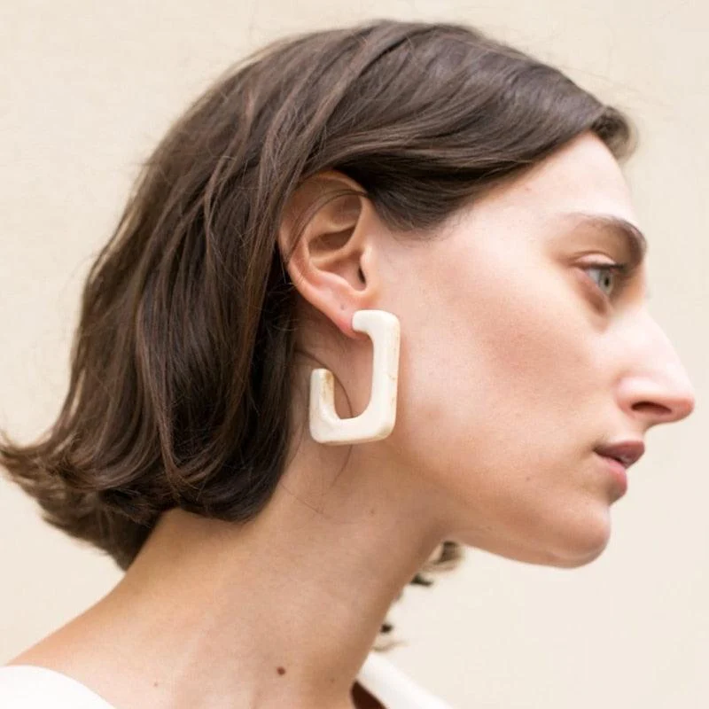 Maji Minimalist Acetate Square Hoop Earrings - Glova