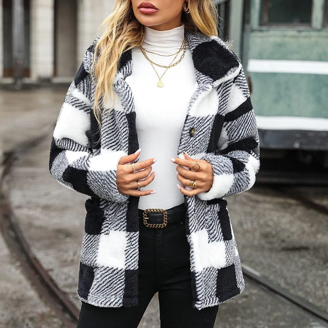 Melisande Boxy Coat in Check Fluffy Borg - Glova