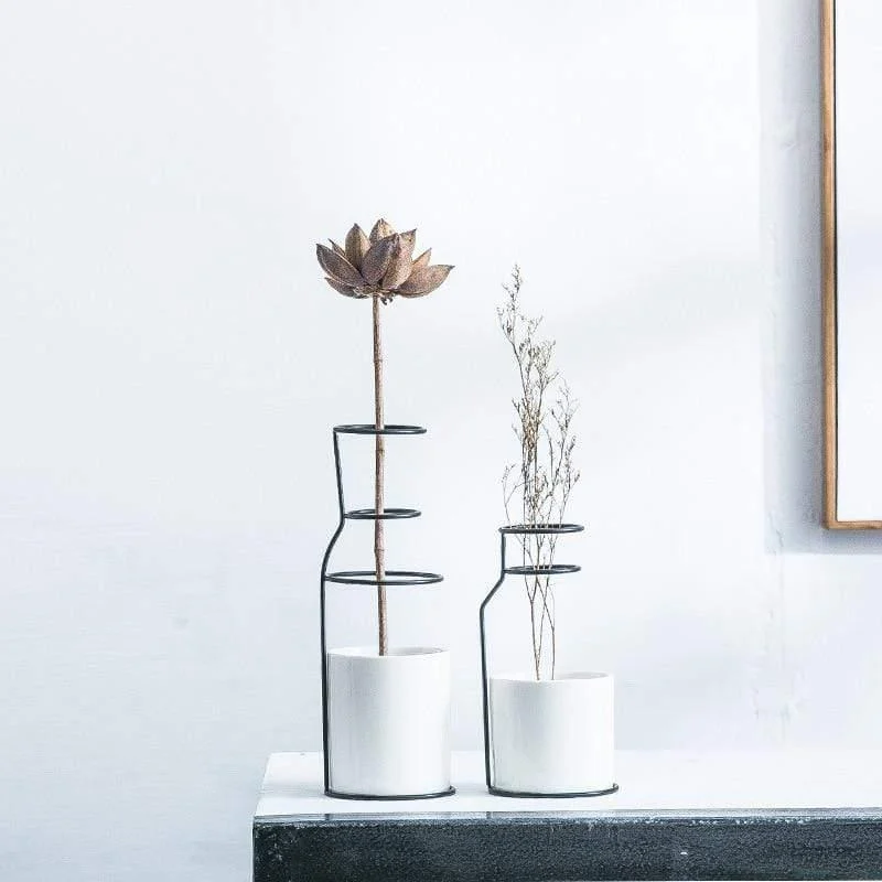 Minimalist Ceramic Vase - Glova