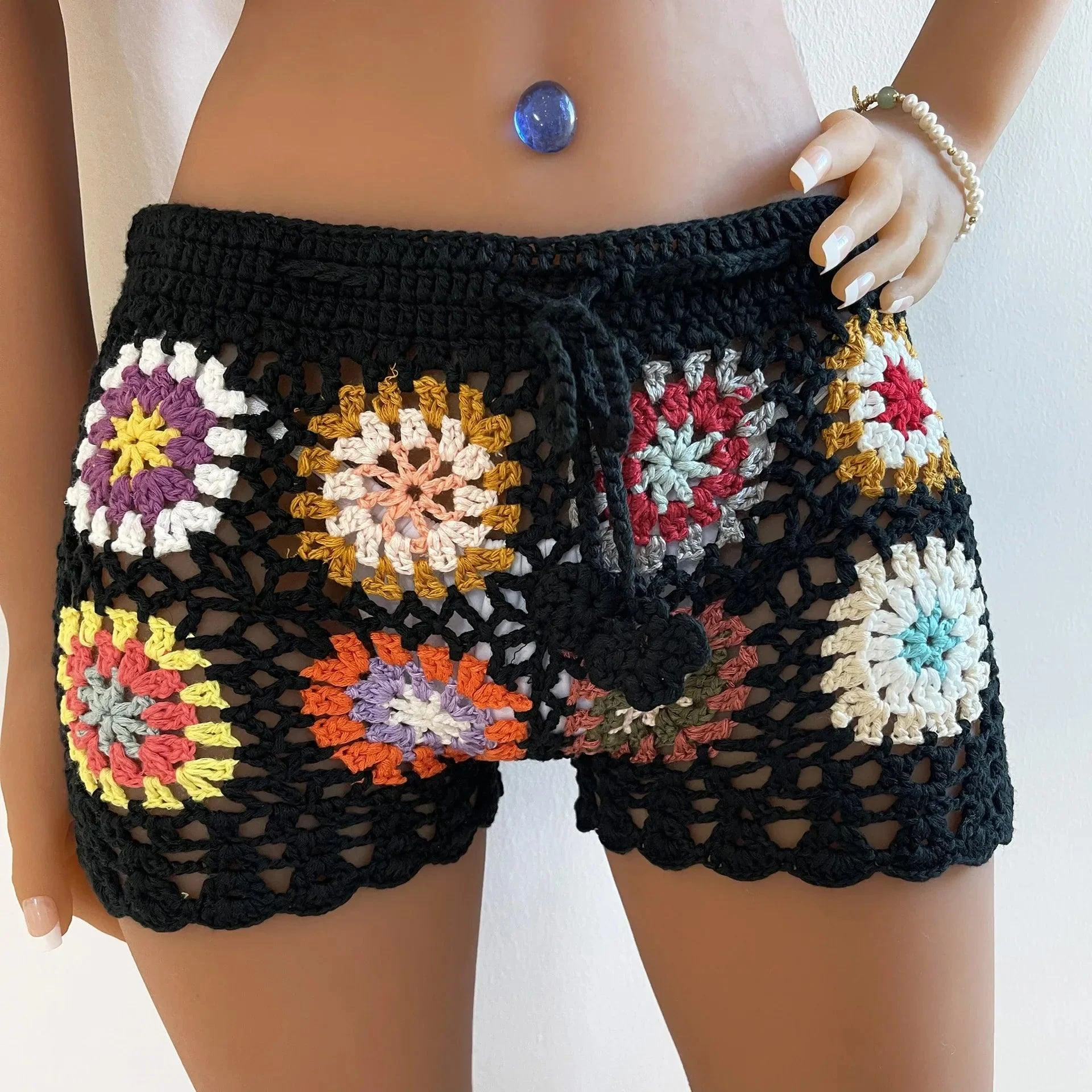 Momi Boho Crochet Shorts - Glova