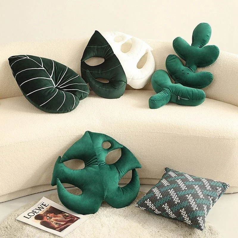 Monstera Leaf Plush Pillow - Glova