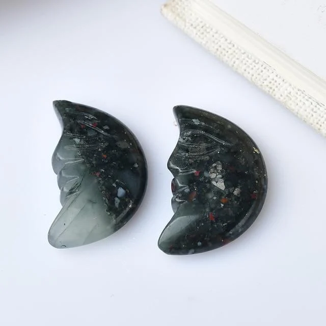 Moon Face Natural Crystals - Glova