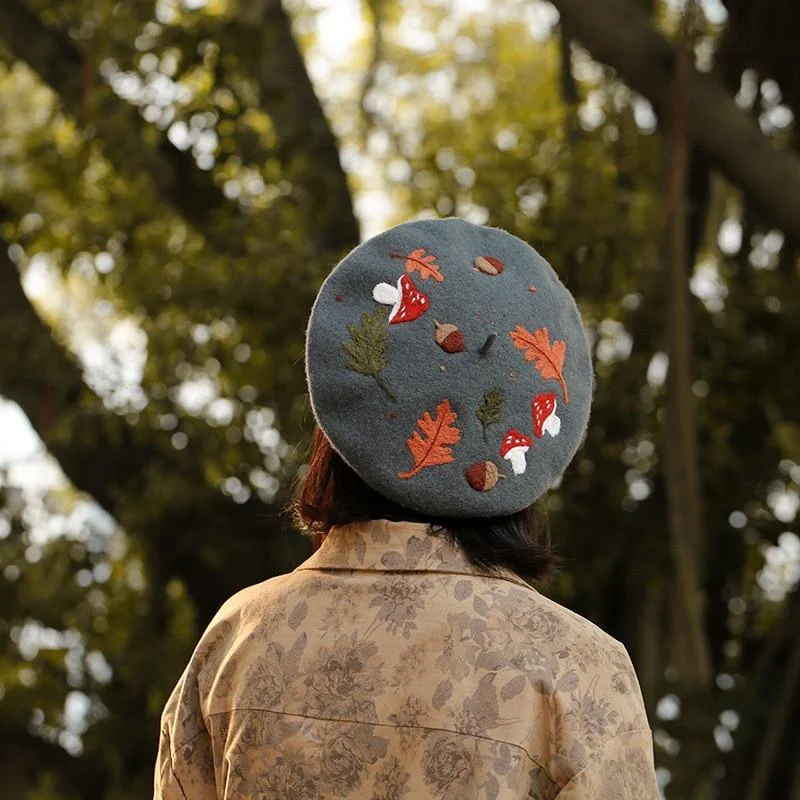 Mushroom Cap Embroidered Beret - Glova