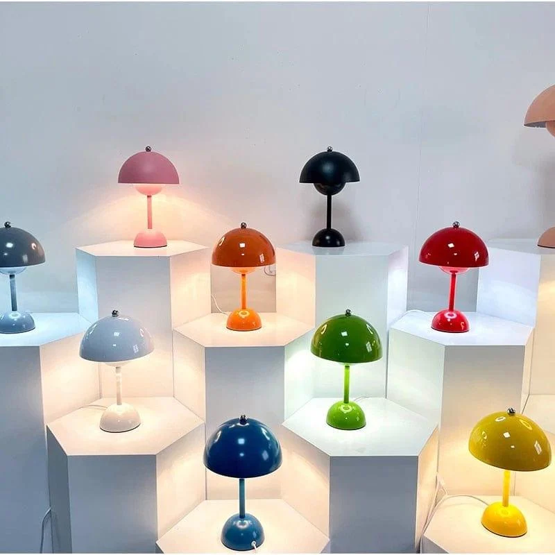 Mushroom Table Lamp - Glova