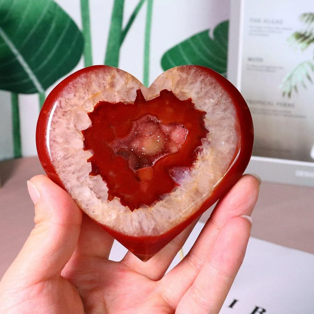 Natural Carnelian Stone Heart Carving - Glova