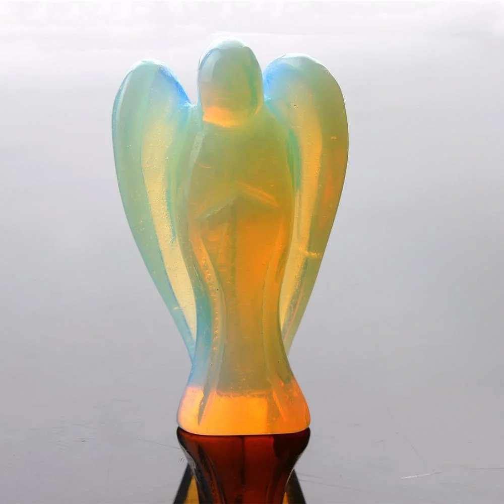 Natural Crystal Guardian Angel Carving - Glova