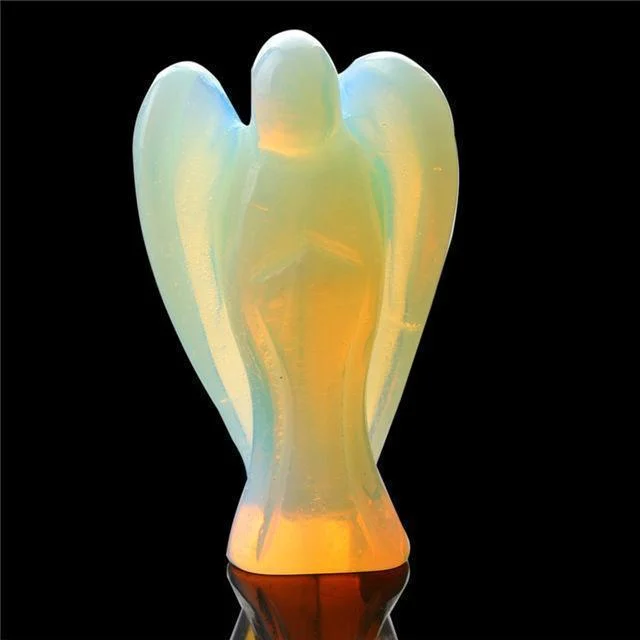 Natural Crystal Guardian Angel Carving - Glova