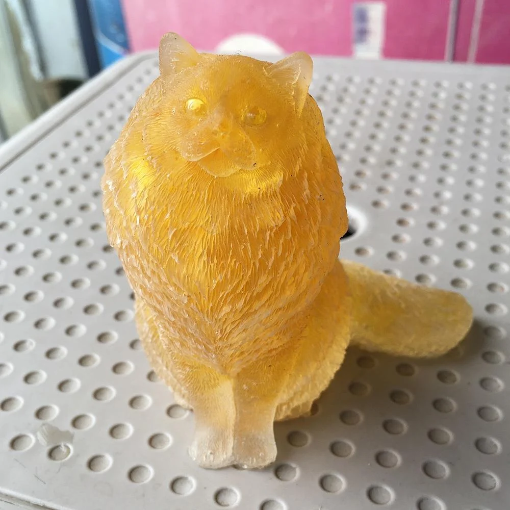 Natural Crystal Lady Cat Carving - Glova