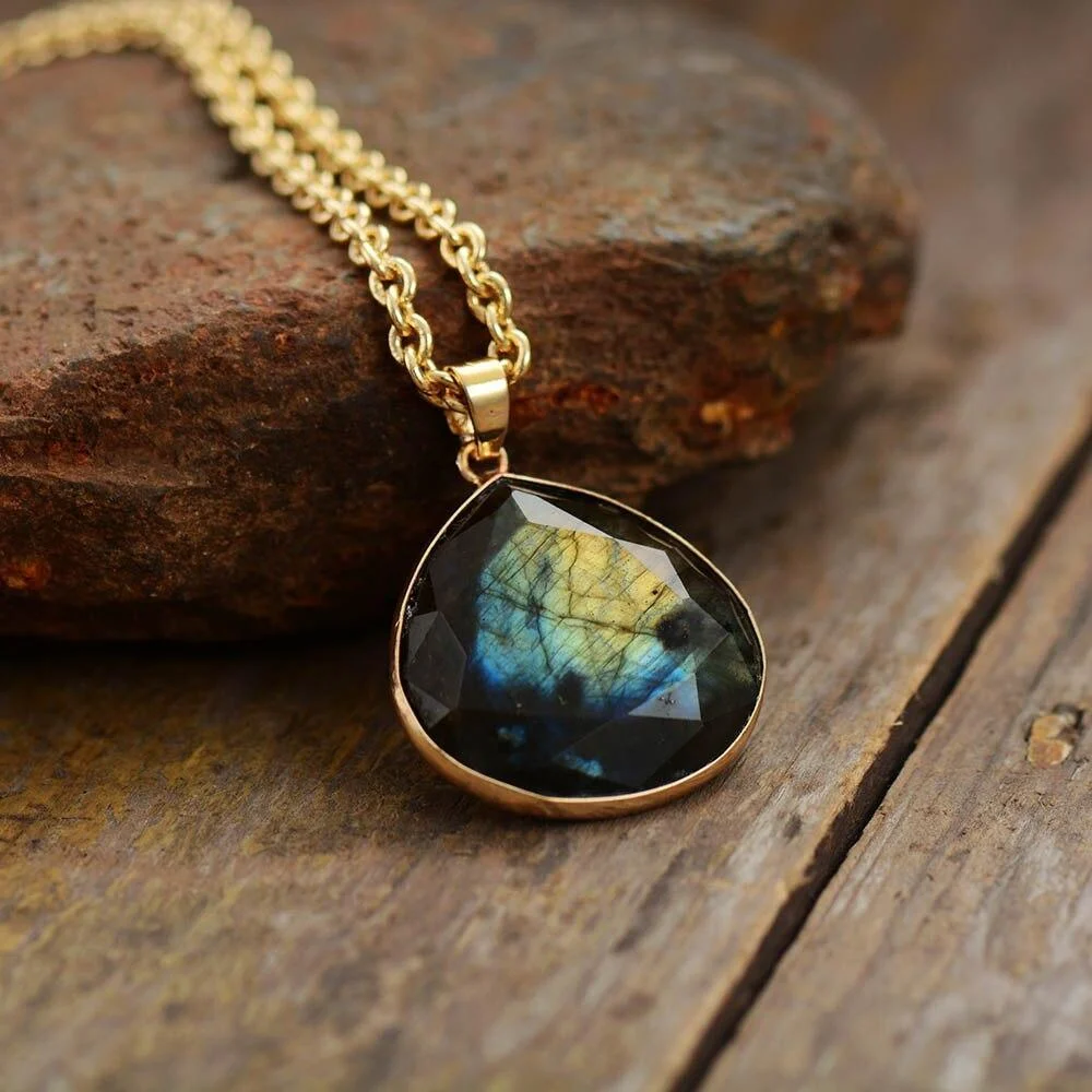 Natural Labradorite Teardrop Necklace - Glova