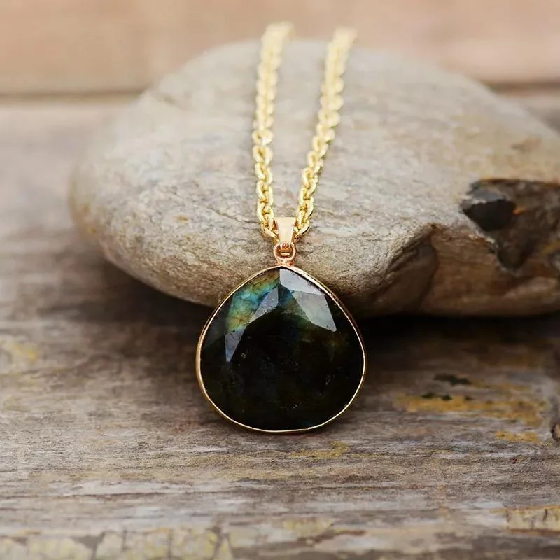 Natural Labradorite Teardrop Necklace - Glova