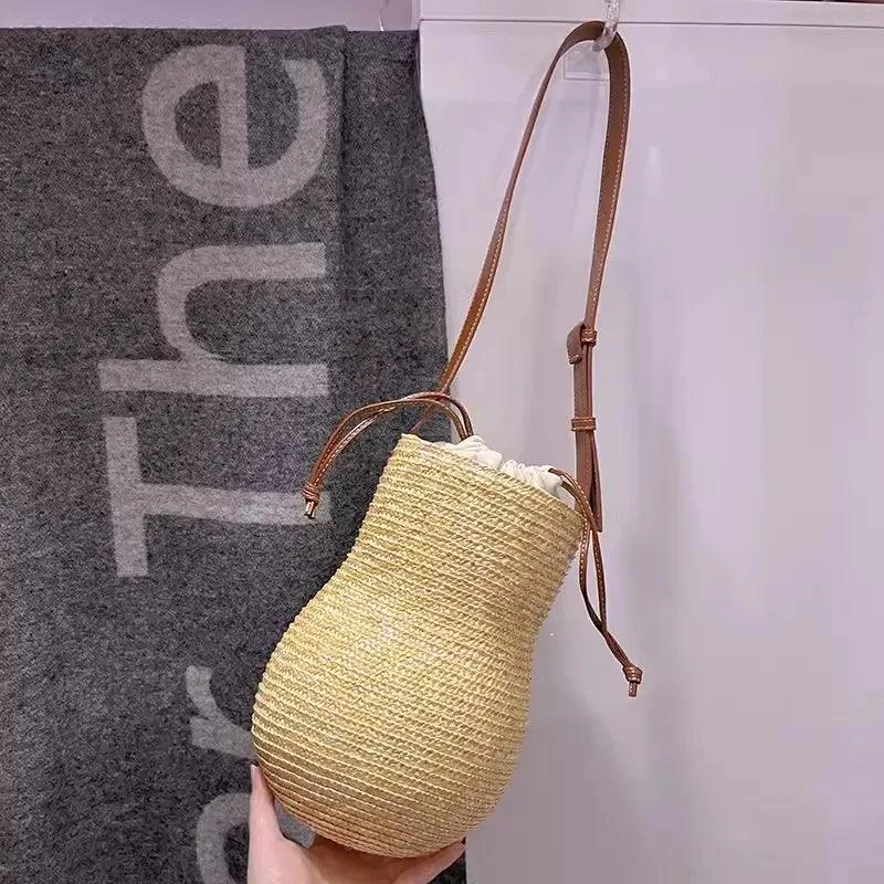 Nestari Cyndrical Mini Straw Bag - Glova