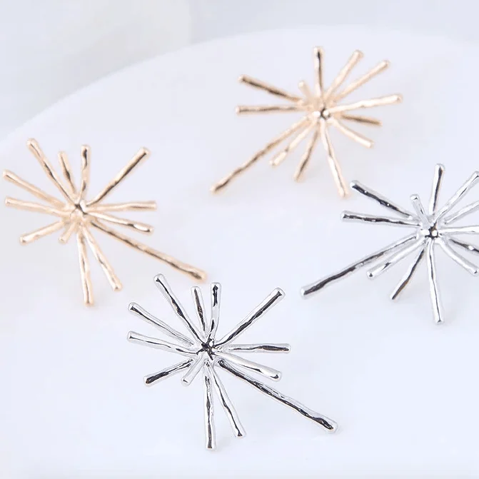 Nina Starburst Stud Earrings - Gold or Silver - Glova