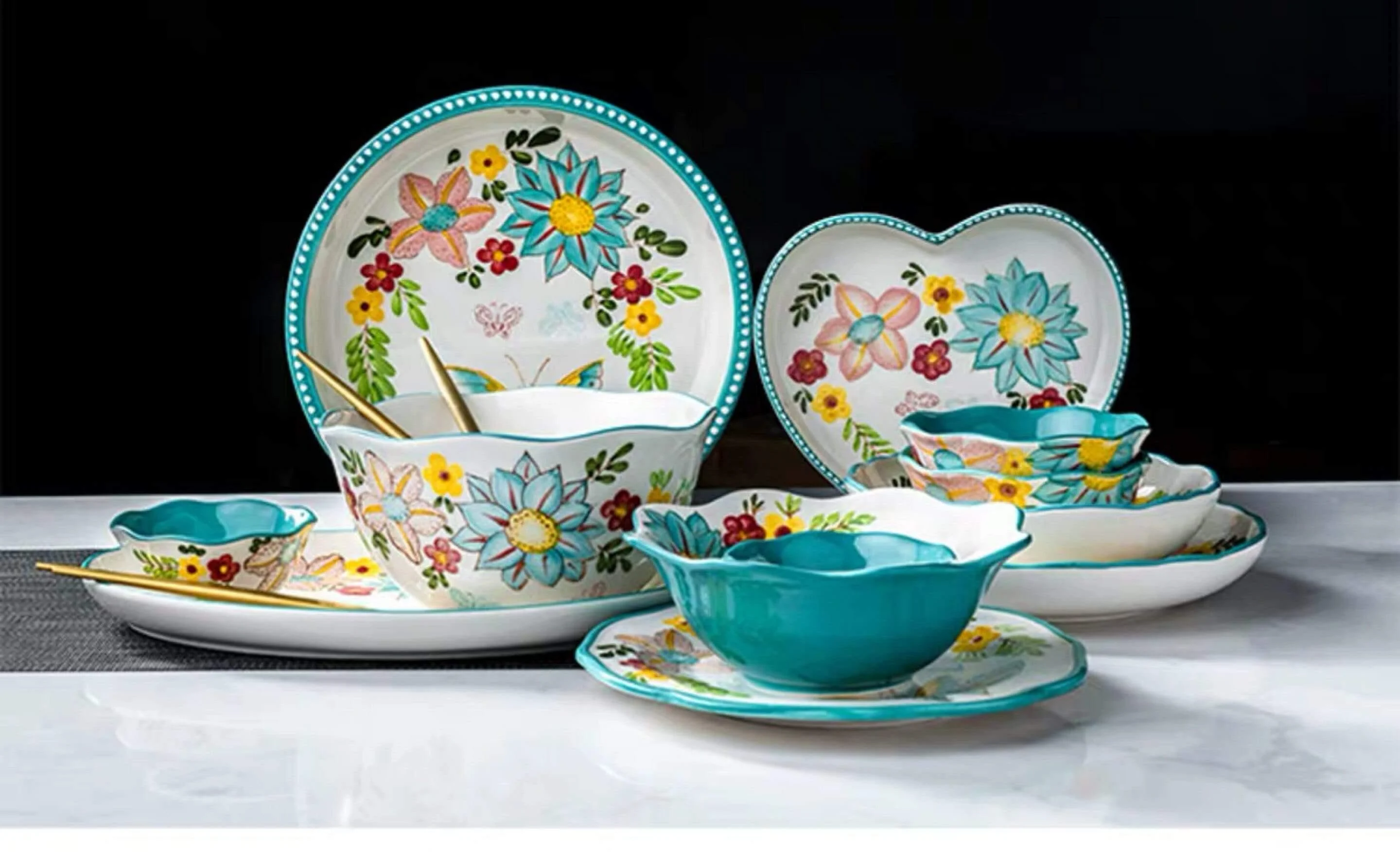 Nordic Style Floral Plates Set - Glova