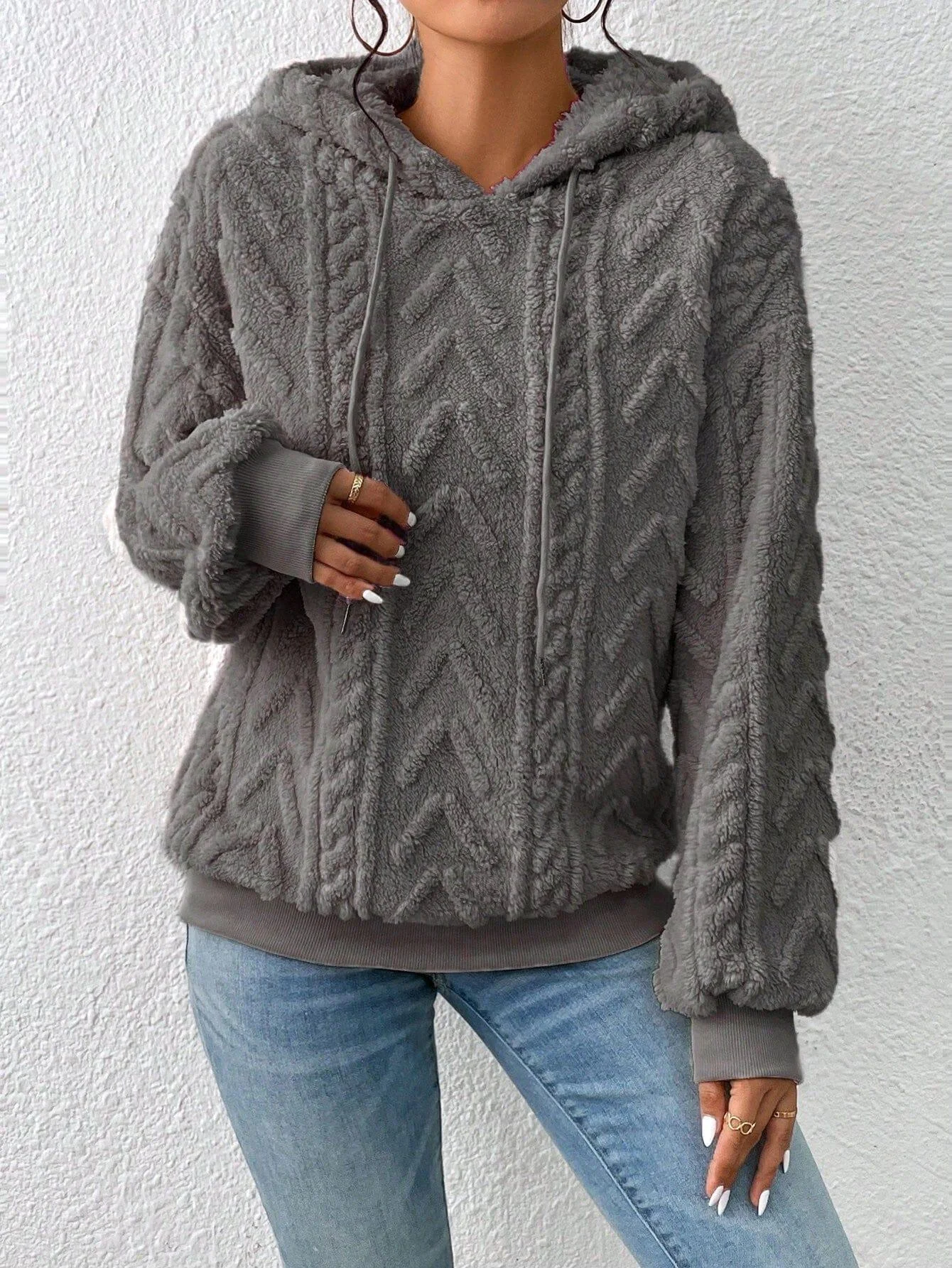 Nova Cable Knit Plush Hoodie - Glova