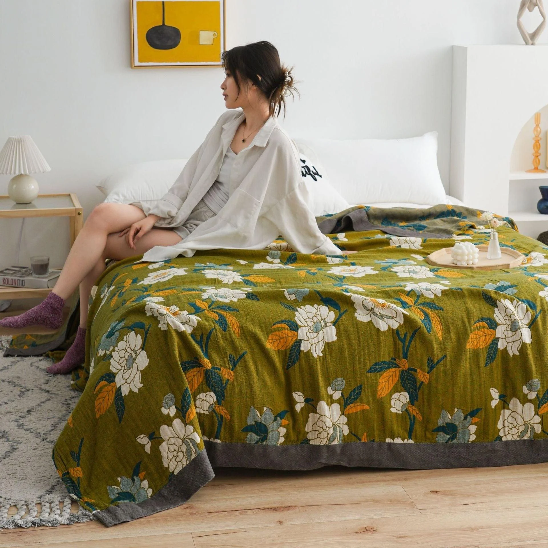 Olive Flower Print Throw Blanket - Glova