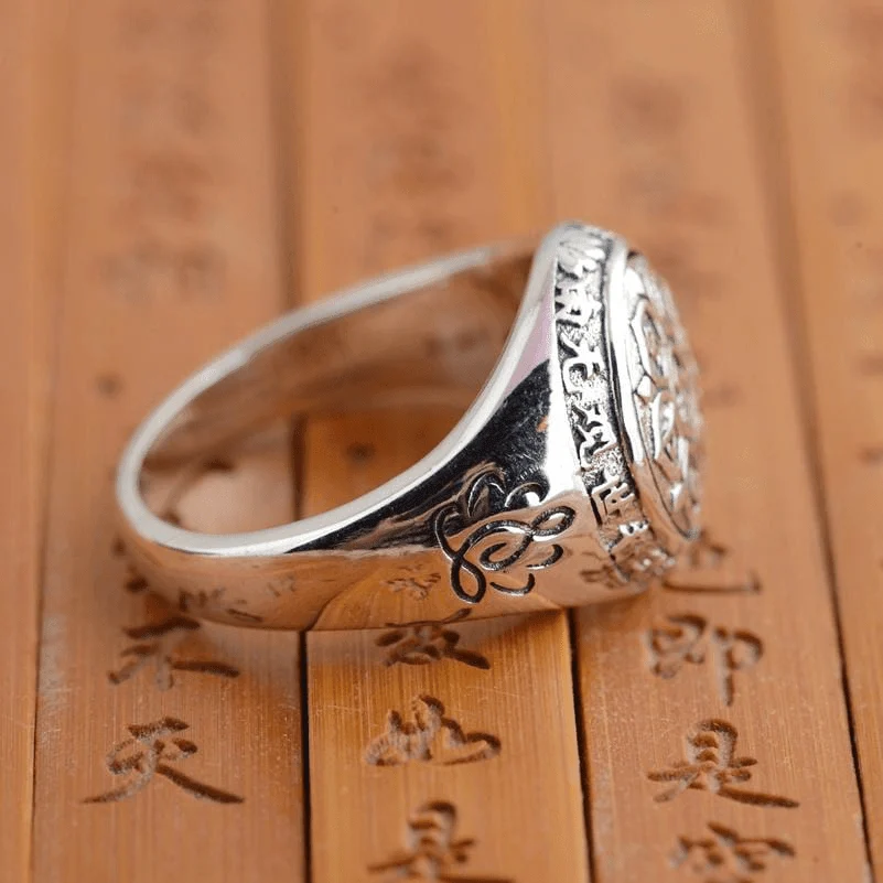 Om Ma Ni Pad Me Hum Mantra Sterling Silver Ring - Glova