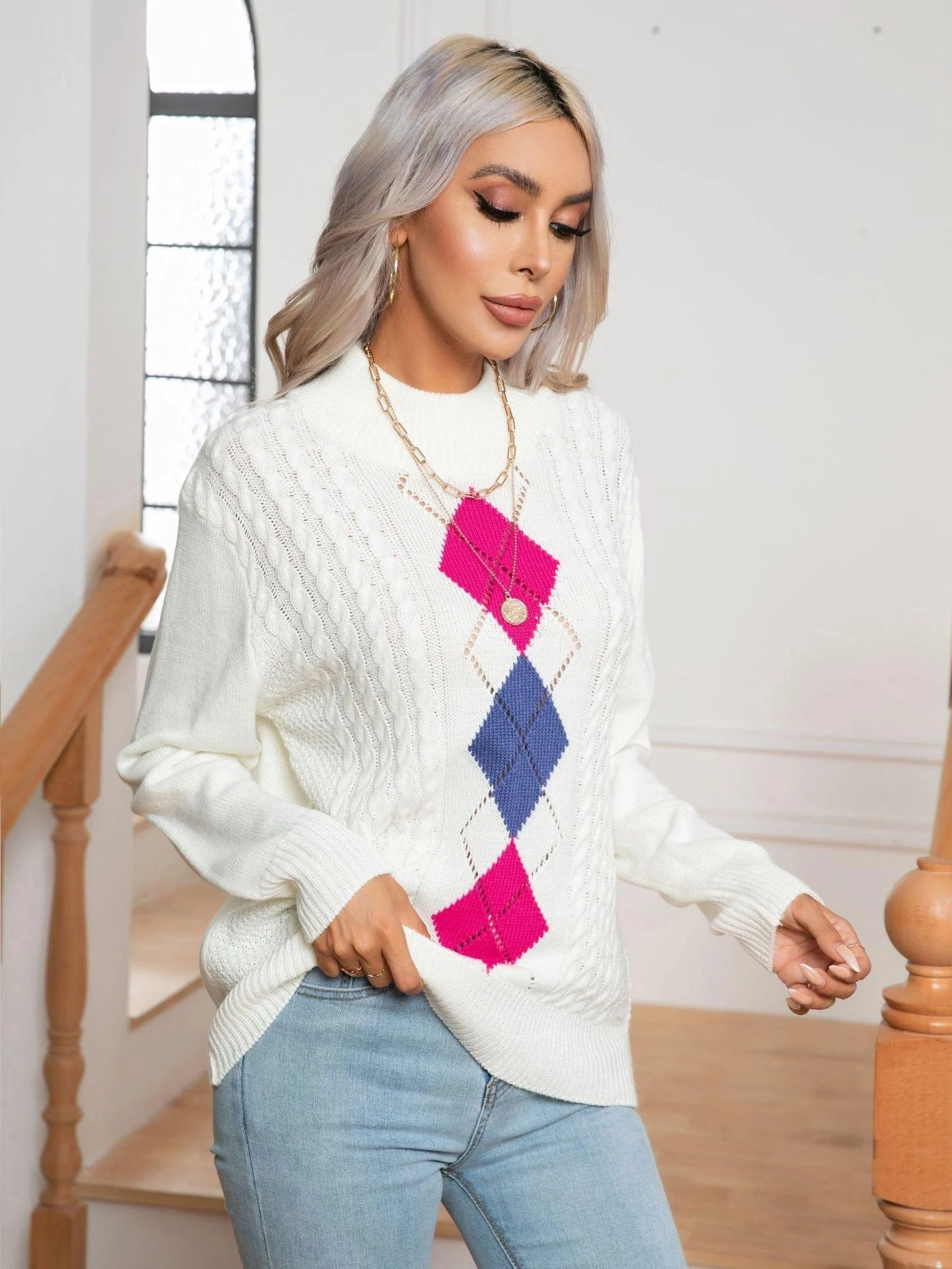 Peony Diamond Pattern Sweater - Glova