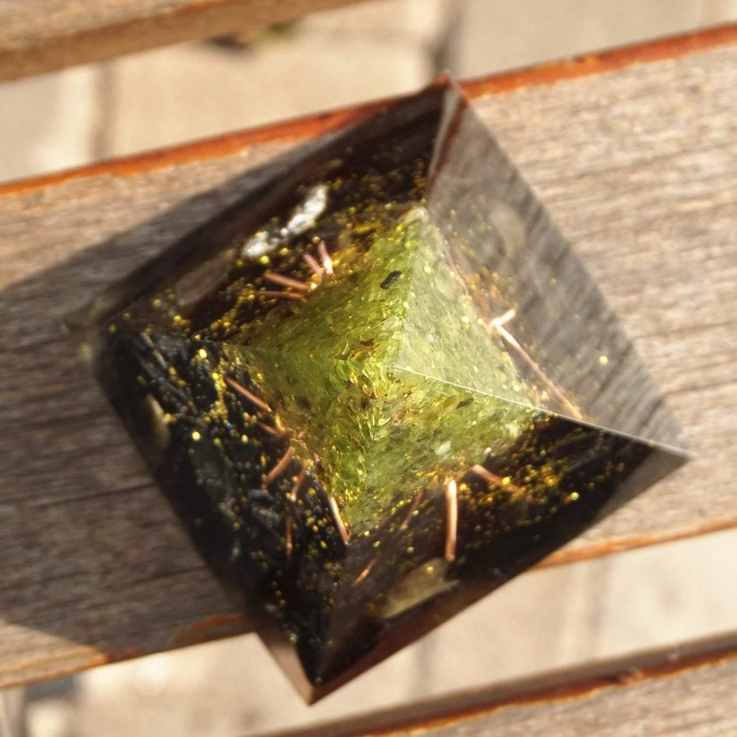 Peridot & Obsidian Tree of Life Orgone Pyramid - Glova