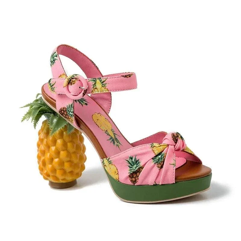 Pineapple Buckle Strap Printed Peep-Toe Platform Shoes - Glova