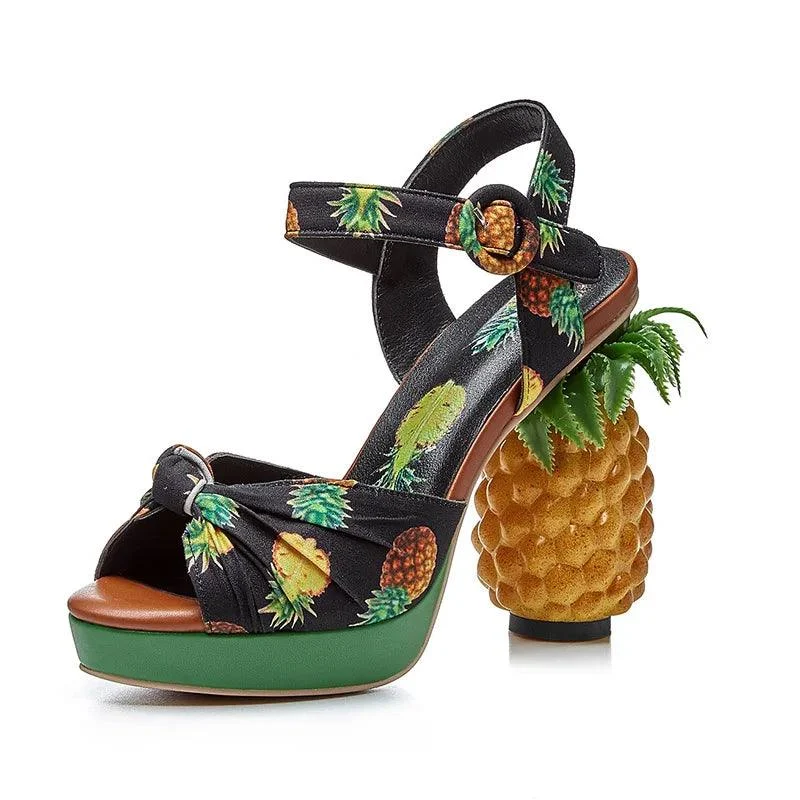 Pineapple Buckle Strap Printed Peep-Toe Platform Shoes - Glova