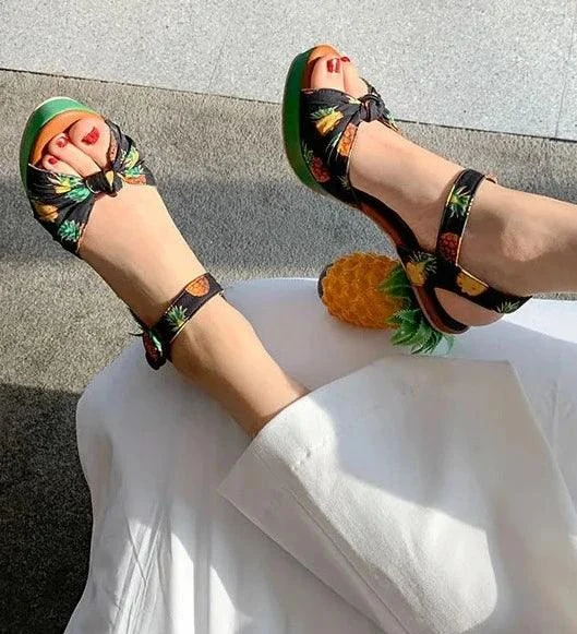 Pineapple High Heels Buckle Strap Printed Peep-Toe Platform Shoes - Glova