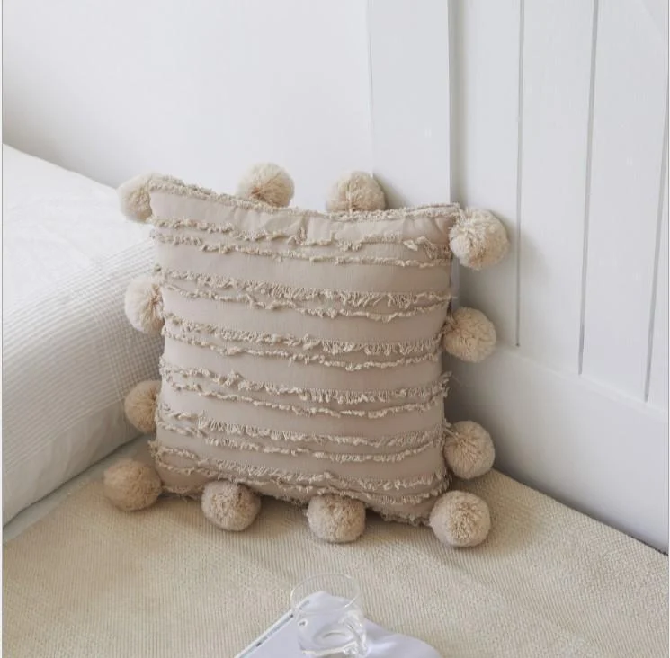 Pom Pom Pillow Cover - Glova