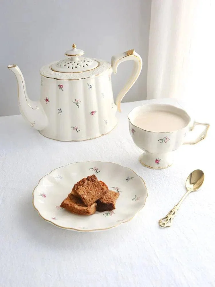 Porcelain Tea Set - Glova