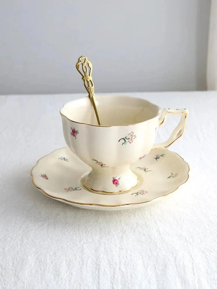 Porcelain Tea Set - Glova