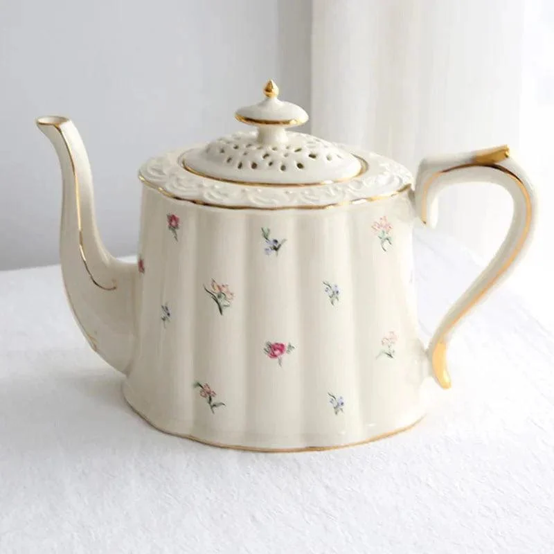 Porcelain Tea Set - Glova