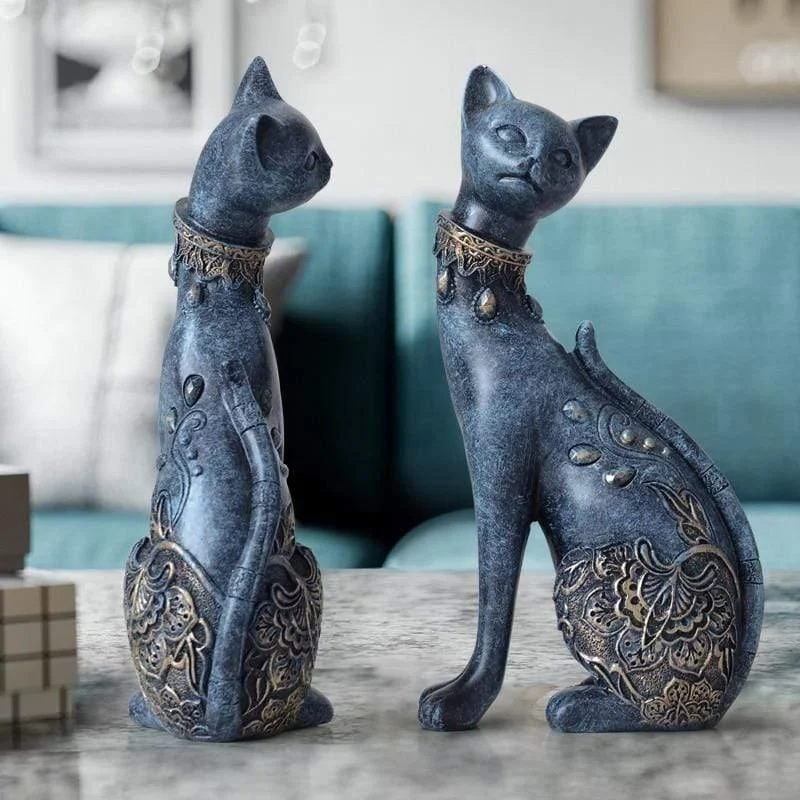 Resin Cat Figurines - Glova