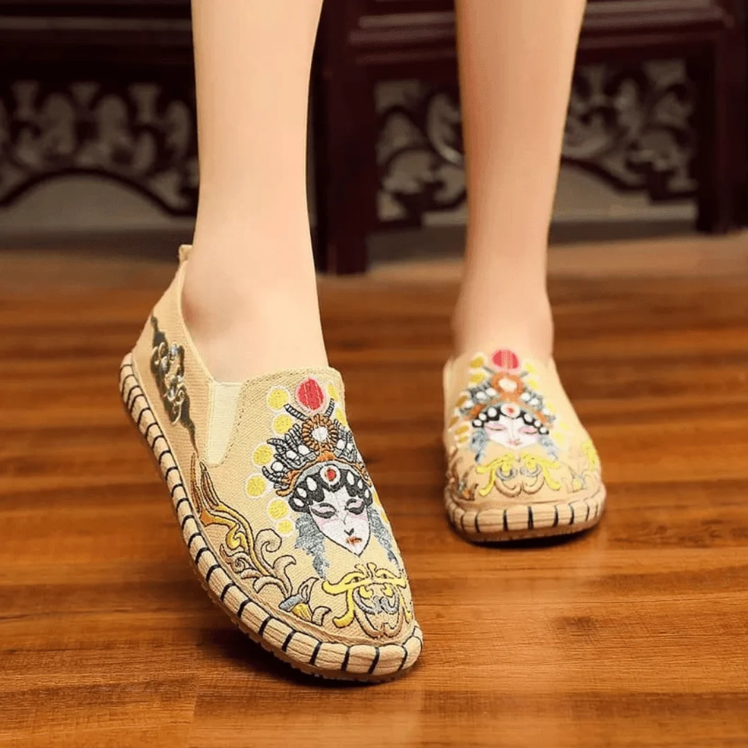 Retro Female Figure Espadrilles - Glova