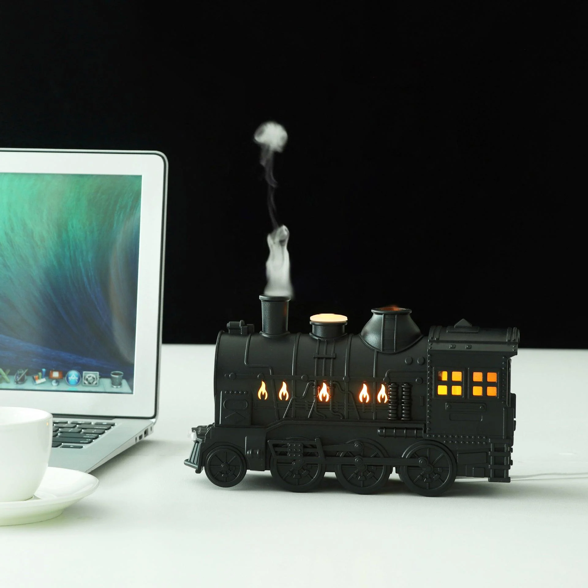 Retro Train Essential Oil Diffuser Humidifier - Glova