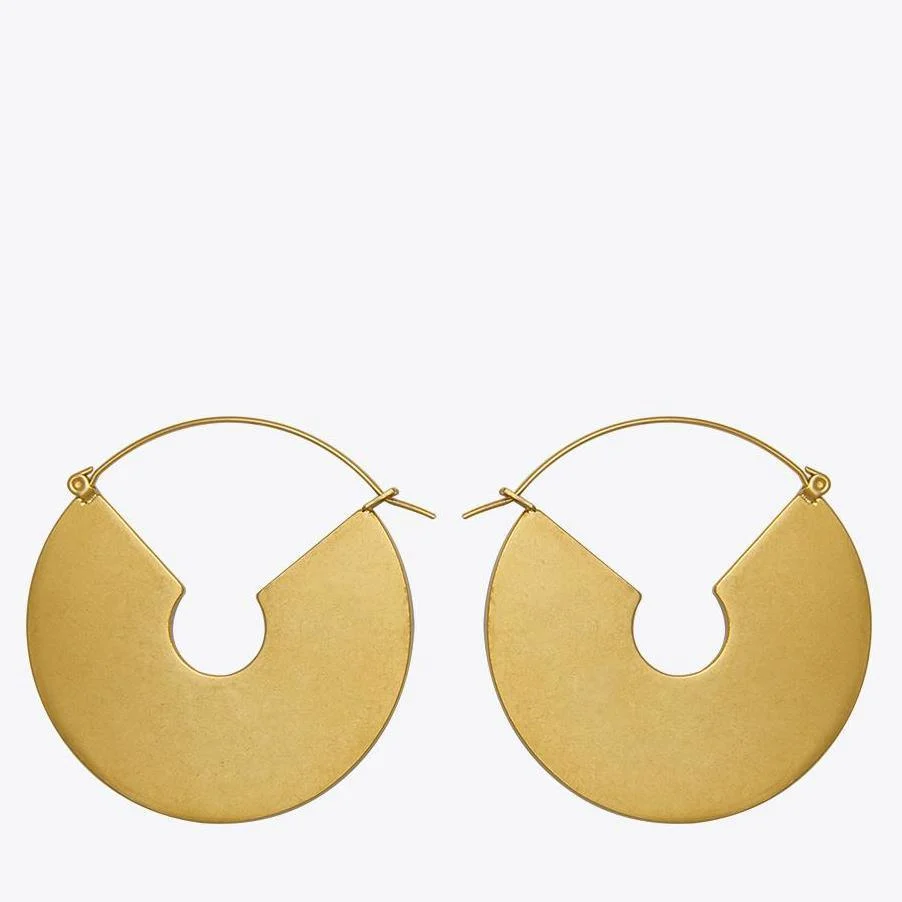 Sami Matte Disk Brass Hoop Earrings - Glova