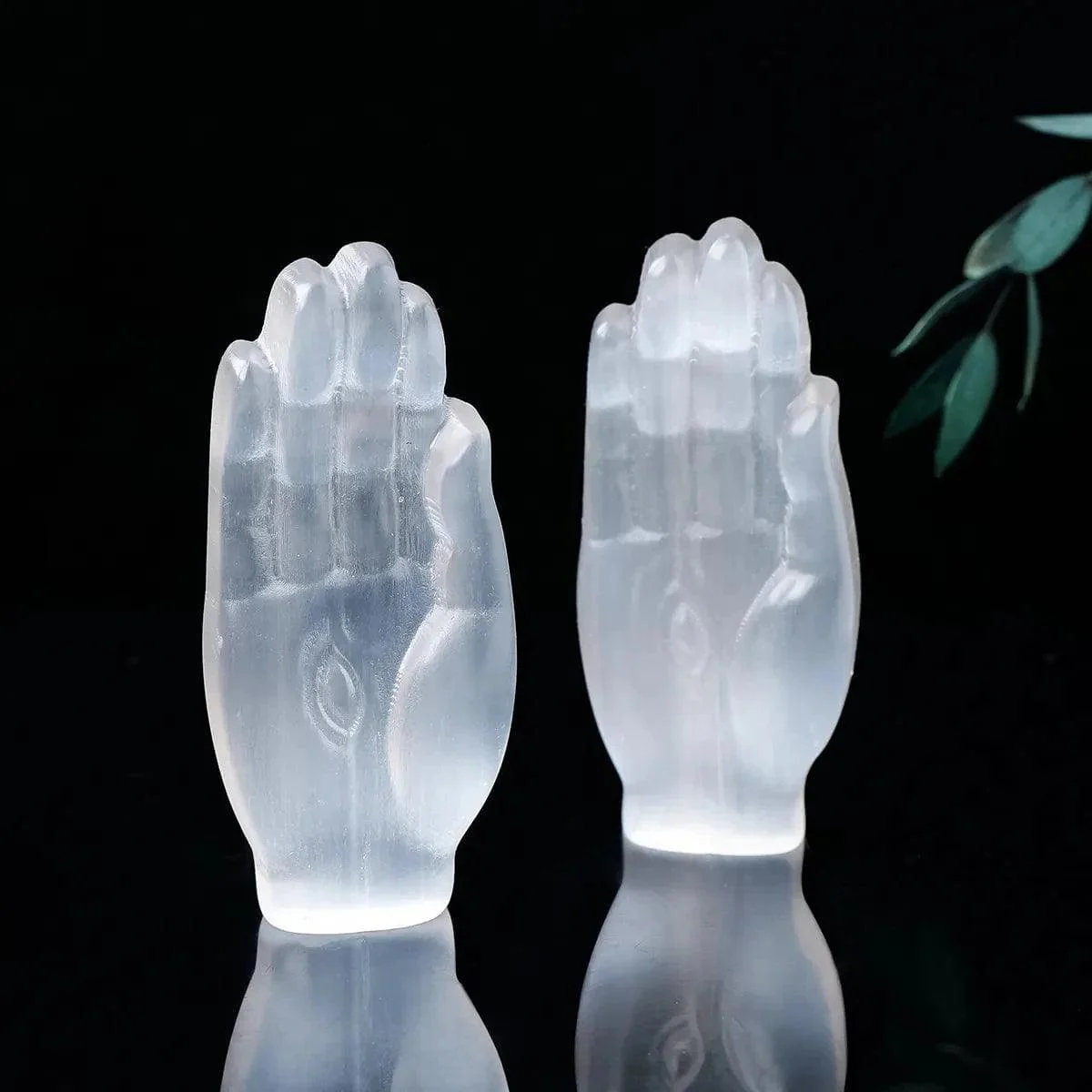 Selenite Hamsa Hand Crystal Carving - Glova