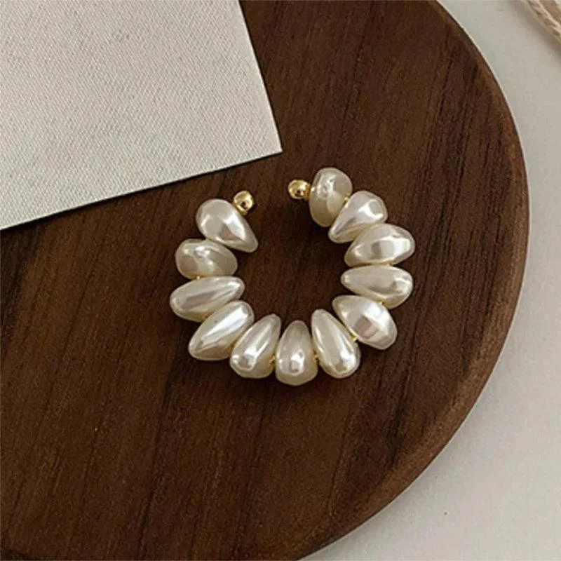 Single Pearl Link Ear Clip Earrings - Glova