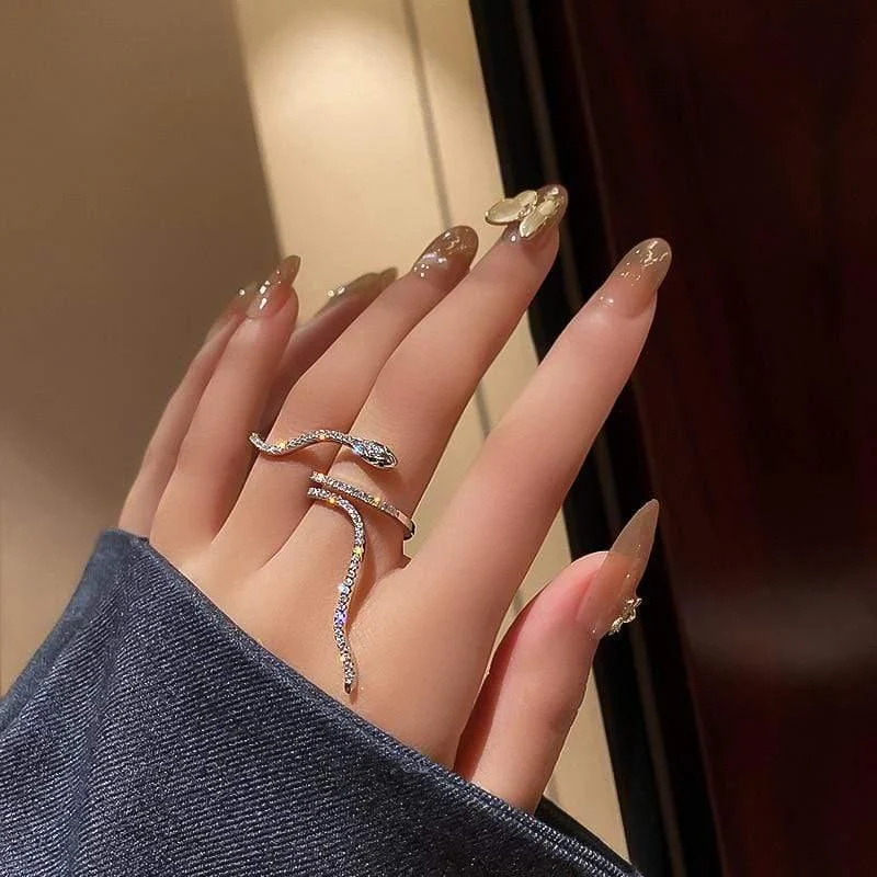 Splendid Snake Shape Ring - Glova