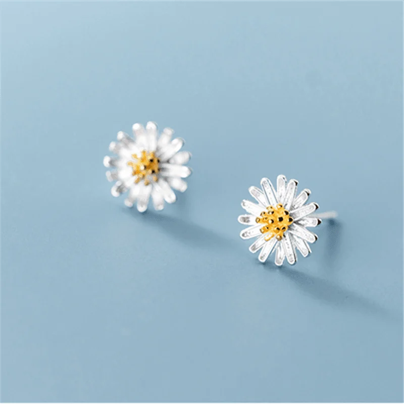 Sterling Silver Daisy Chrysanthemum Earrings - Glova