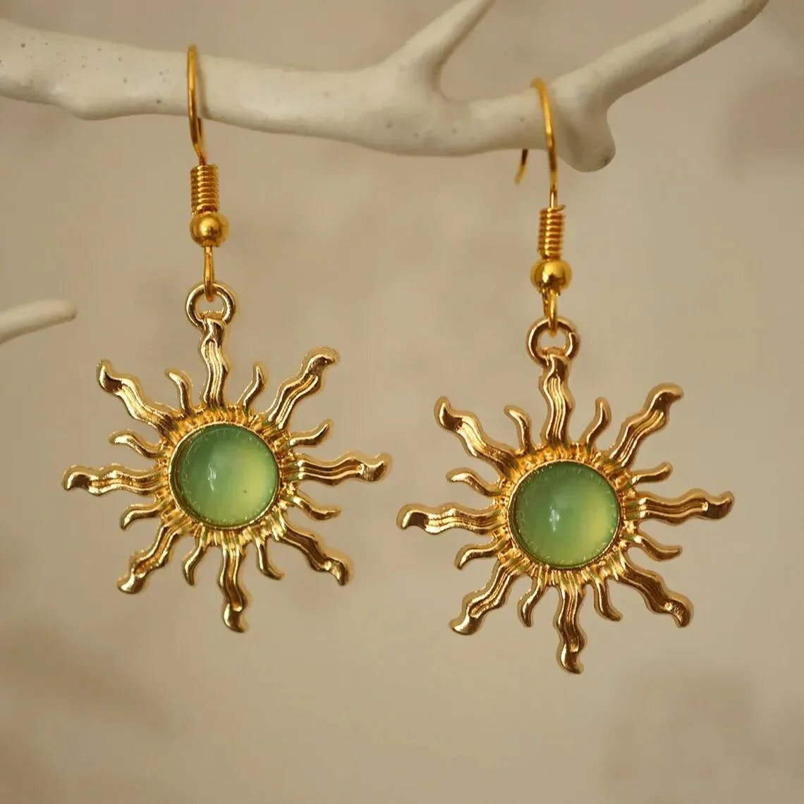 Sunray Orb Earrings - Glova