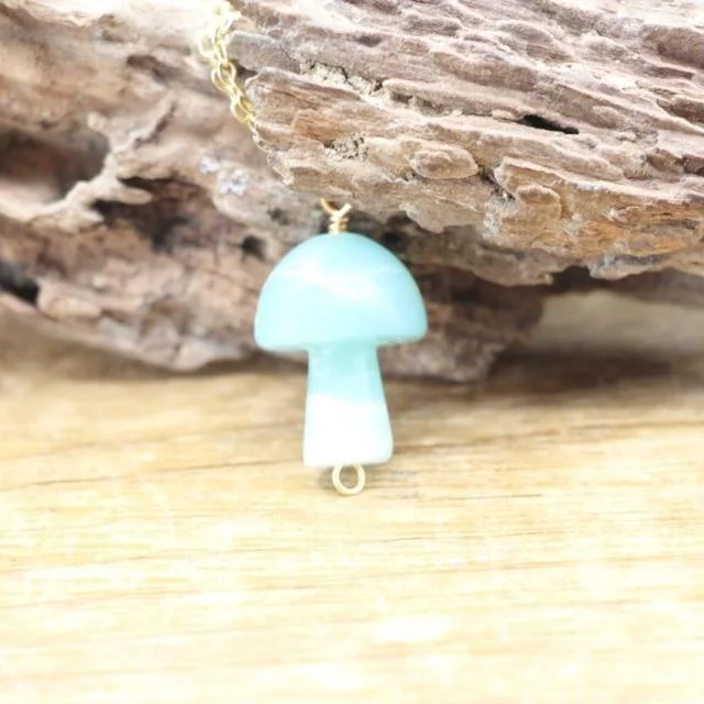 Tiny Mushroom Crystal Chain Necklace - Glova