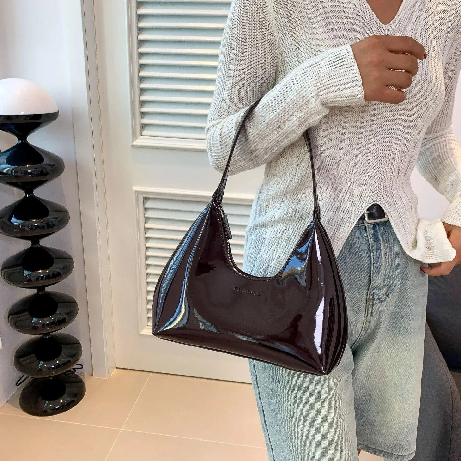 Trendy Solid PU Leather Underarm Ladies Bags - Glova