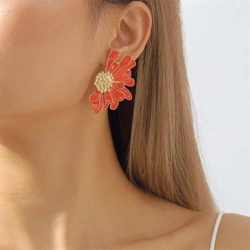 Veera Enamel Flower Earrings - Glova