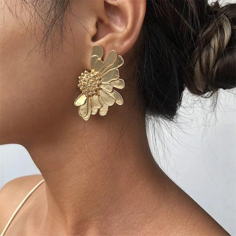 Veera Enamel Flower Earrings - Glova