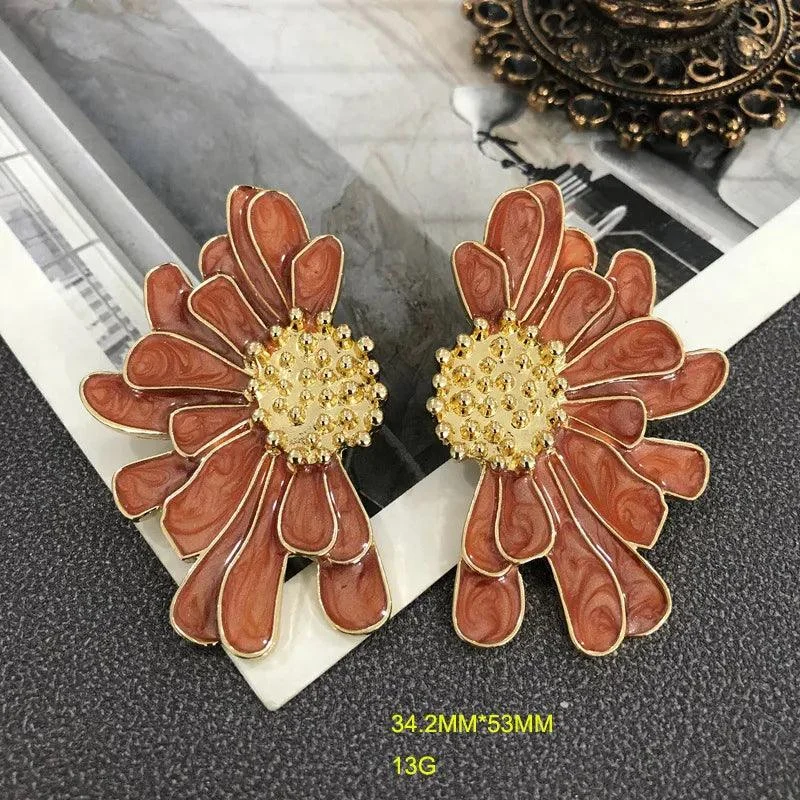 Veera Enamel Flower Earrings - Glova