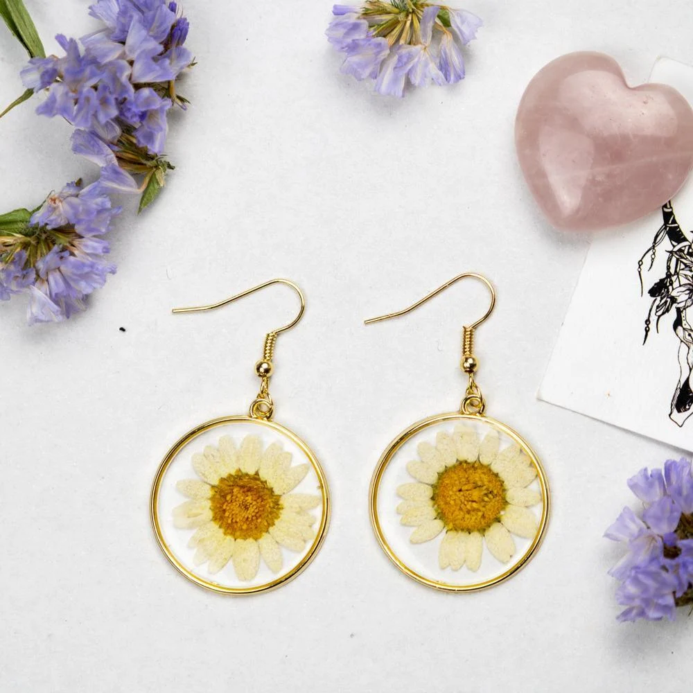 White Daisies Pressed Flower Earrings - Glova