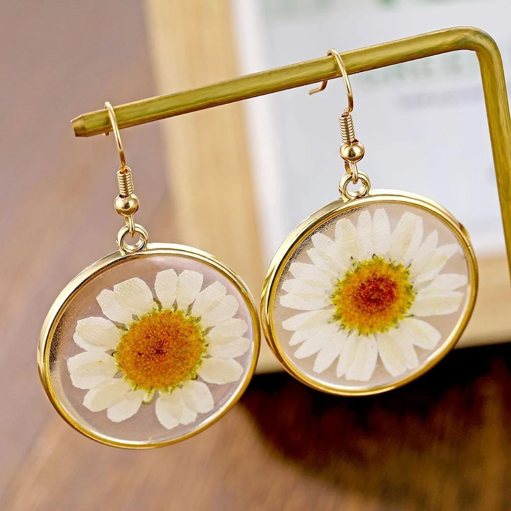 White Daisies Pressed Flower Earrings - Glova