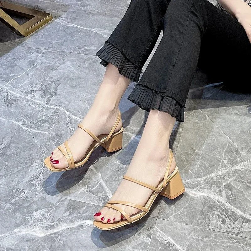 Woman Square Head Flat Heels Sandal Shoes - Glova